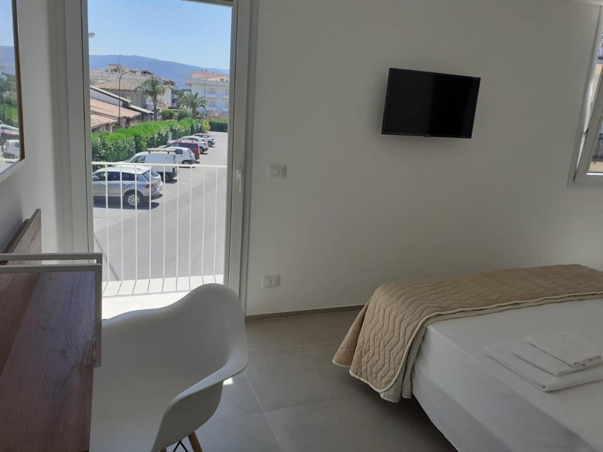 B&B Torreforte Furnari Buitenkant foto